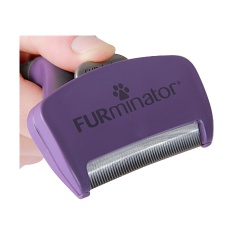 Rasqueadeira Furminator Roxa Média para Gatos de Pelo Longo