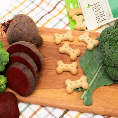 Biscoito Nutrifresh Natural Sabor Brócolis, Cenoura e Beterraba para Cães Adultos 150g