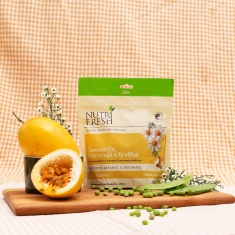 Biscoito Nutrifresh Natural Sabor Camomila, Maracujá e Ervilha para Cães Adultos 150g